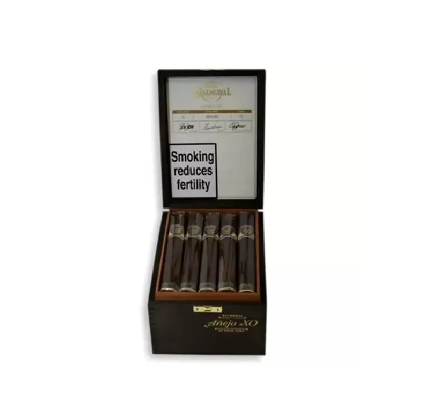 Balmoral Añejo Xo Gran Toro - Box Of 20 Cigars